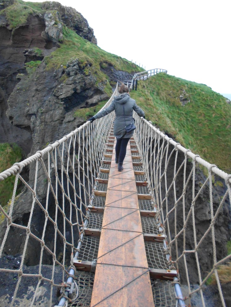 county-antrim-ireland-carrick-a-rede-rope-bridge