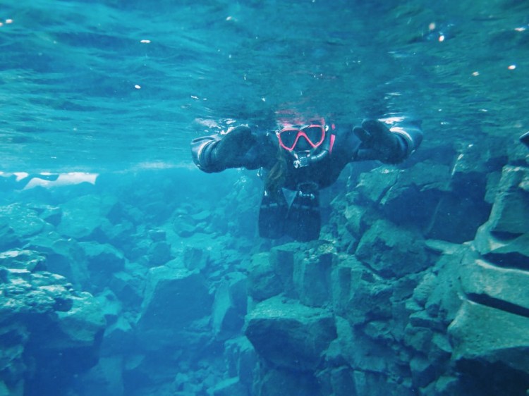 silfra-continental-fissure-snorkelling-reykjavik-iceland