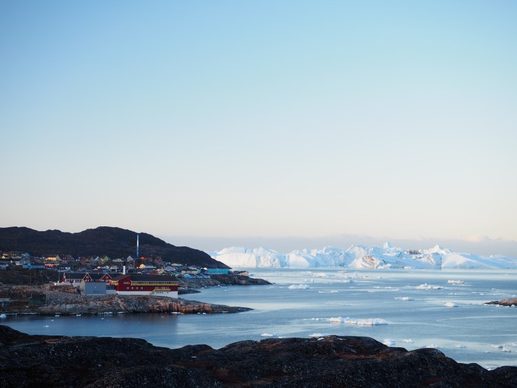 ilulissat-greenland-hotel-arctic