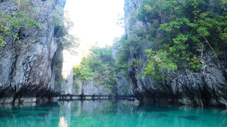small-lagoon-el-nido