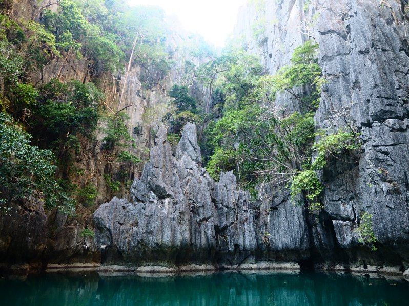 small-lagoon-el-nido