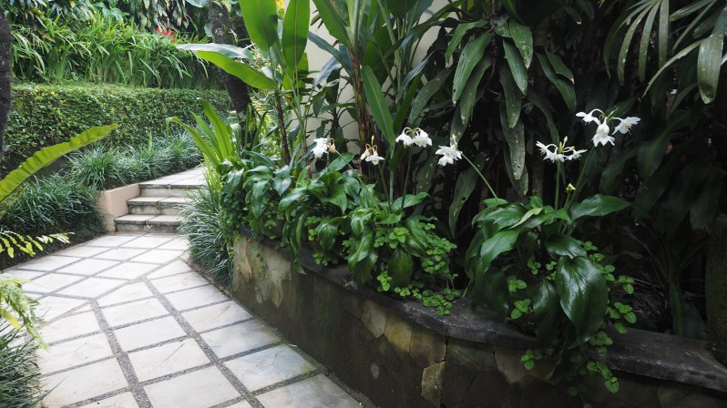 hanging-gardens-bali-indonesia