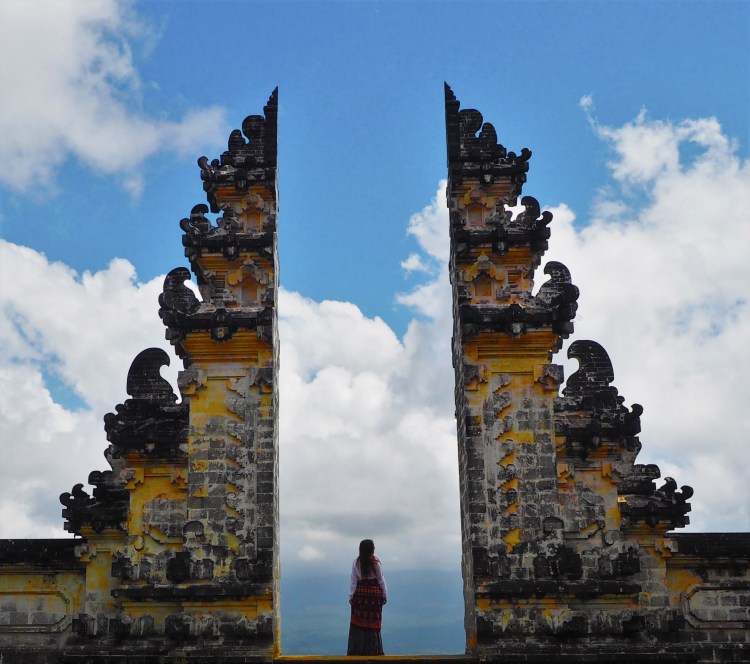 pura-lempuyang-bali-indonesia