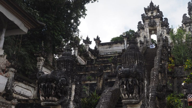 pura-lempuyang-bali-indonesia