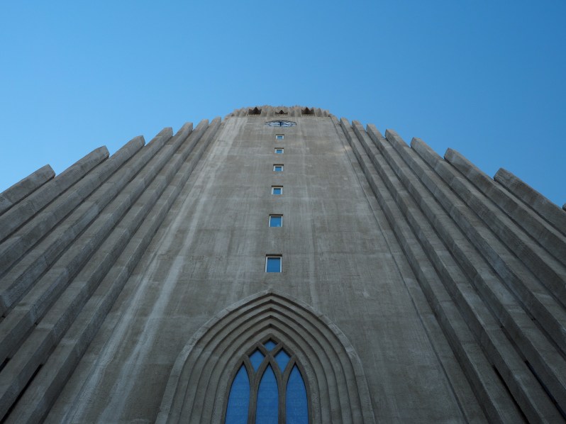 Hallgrímskirkja-iceland-church-wwellend