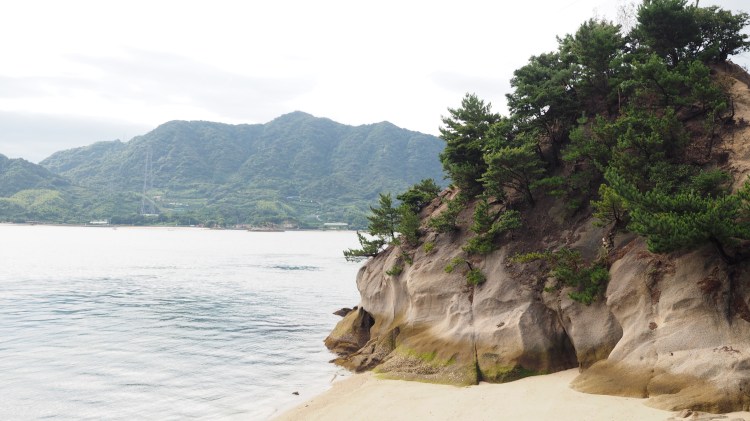okunoshima-bunny-island-japan