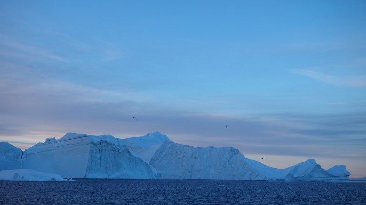 greenland-ilulissat-icefjord-iceberg-icefjorden-disko-bay