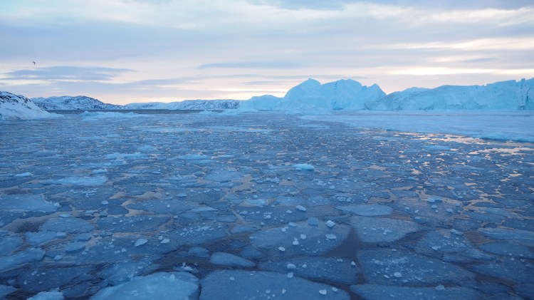 greenland-ilulissat-icefjord-iceberg-icefjorden-disko-bay