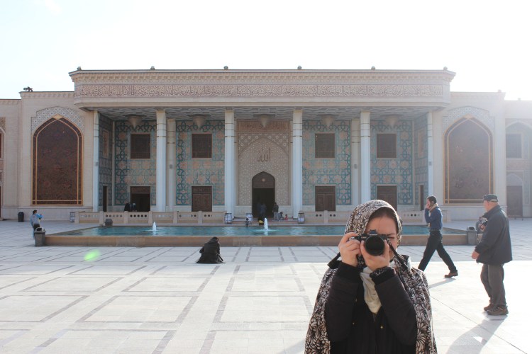 shah-cheragh-holy-shrine-shiraz-iran-travel-blog-solo-backpacking