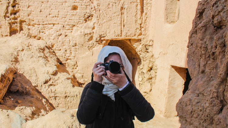 iran-travel-blog-kharanaq-desert-city-backpacking-yazd