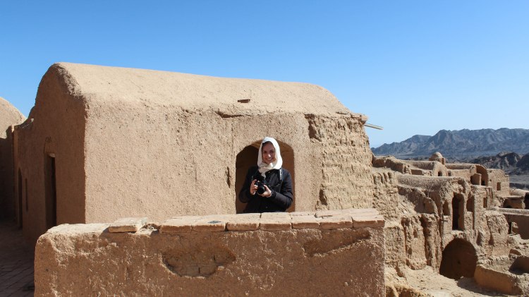 iran-travel-blog-kharanaq-desert-city-backpacking-yazd