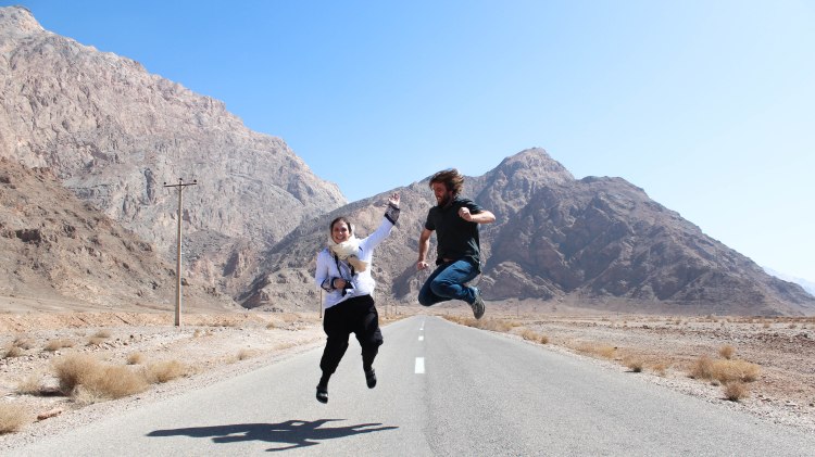 iran-travel-blog-chak-chak-desert-city-backpacking-yazd