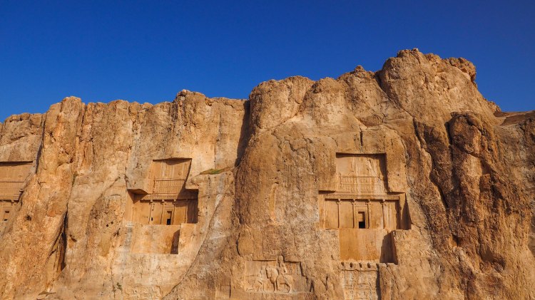 necropolis-iran-shiraz-blog-travel-solo-backpacking