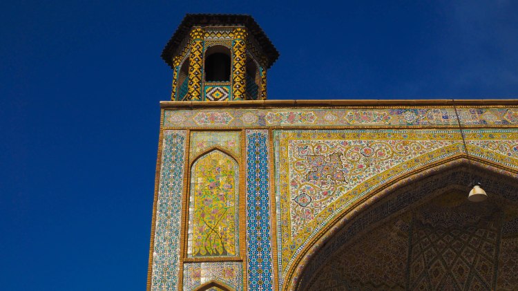 vakil-mosque-shiraz-iran-travel-blog-solo-backpacking