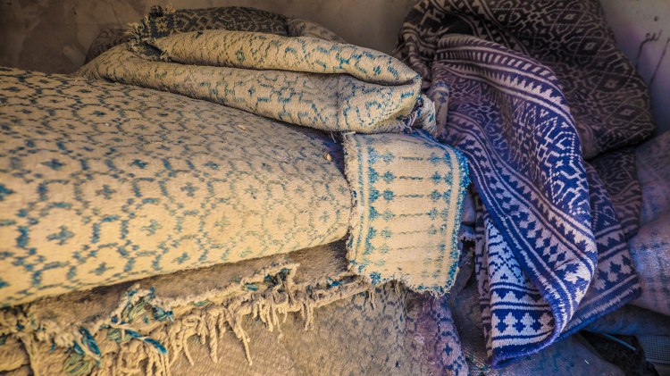 iran-travel-blog-kharanaq-desert-city-backpacking-yazd