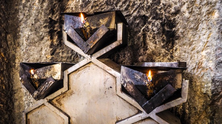 iran-travel-blog-chak-chak-desert-city-backpacking-yazd