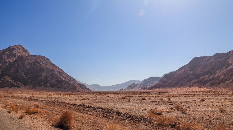 iran-travel-blog-chak-chak-desert-city-backpacking-yazd