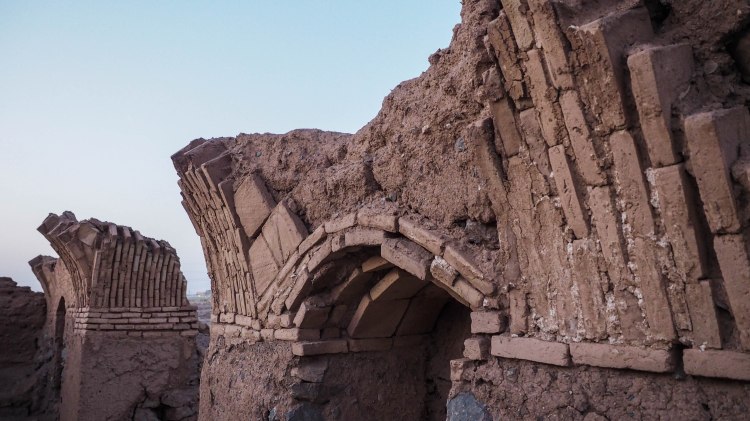 yazd-travel-blog-iran-solo-backpack-guide