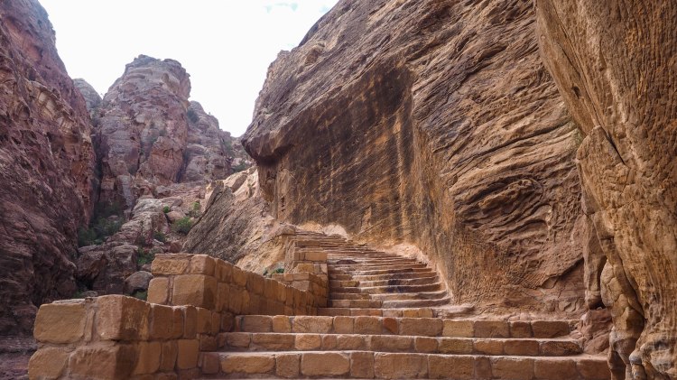 How to hike the 'Secret Trail' to above the Treasury in Petra