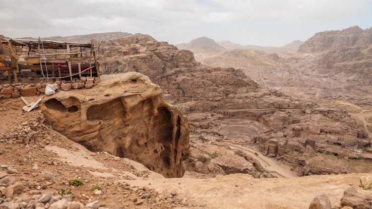 How to hike the 'Secret Trail' to above the Treasury in Petra