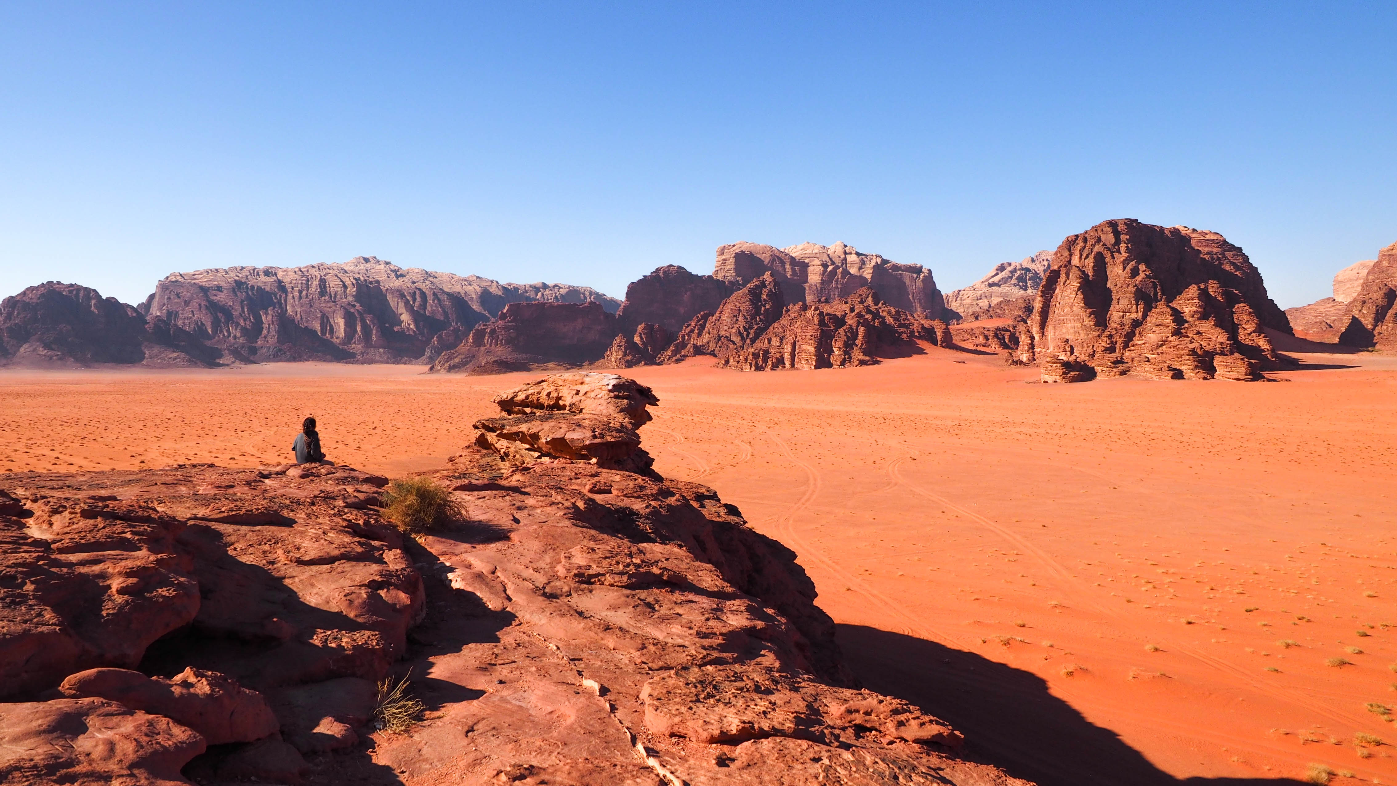 Exploring amazing Wadi Rum and staying overnight in a bedouin camp travel blog!