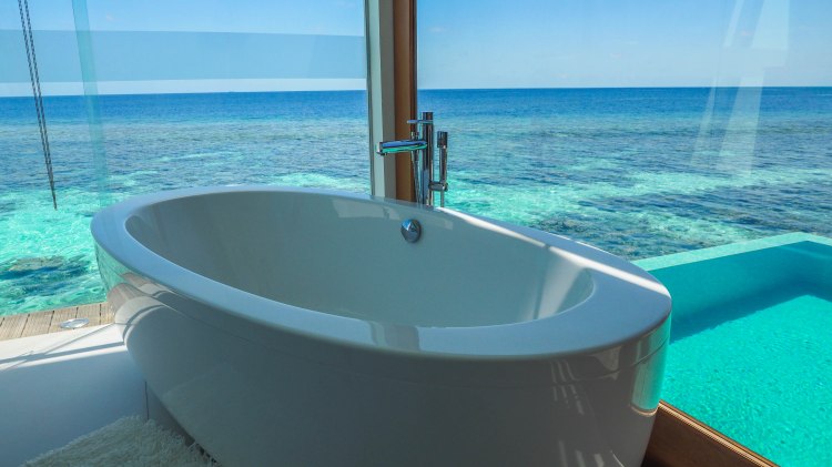 kandolhu-maldives-travel-blog-resort-solo-luxury