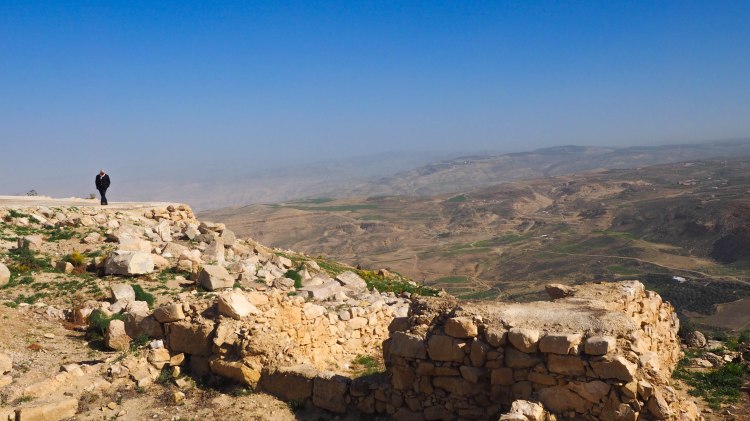 kings-highway-travel-blog-jordan-backpacking-solo-mount-nebo