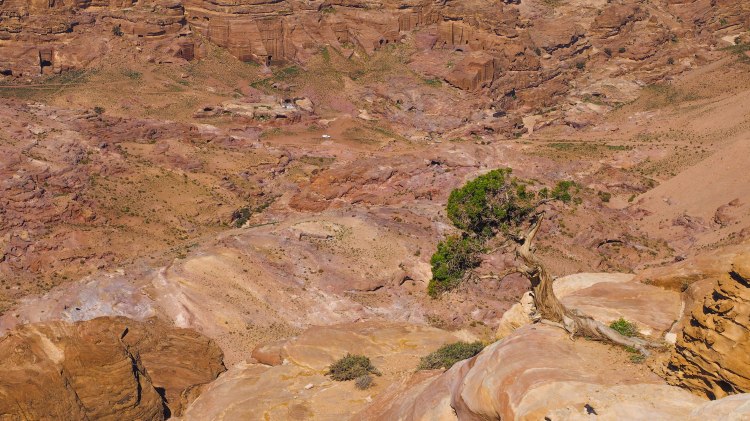 A solo travellers guide to hiking to the High Place of Sacrifice in Petra, Jordan!