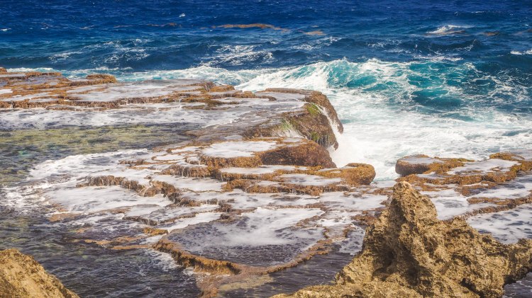 tongatapu-tonga-travel-blog-solo-backpacking-guide-blowholes-blow-holes