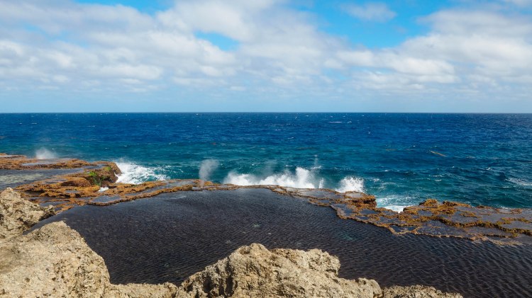 tongatapu-tonga-travel-blog-solo-backpacking-guide-blowholes-blow-holes