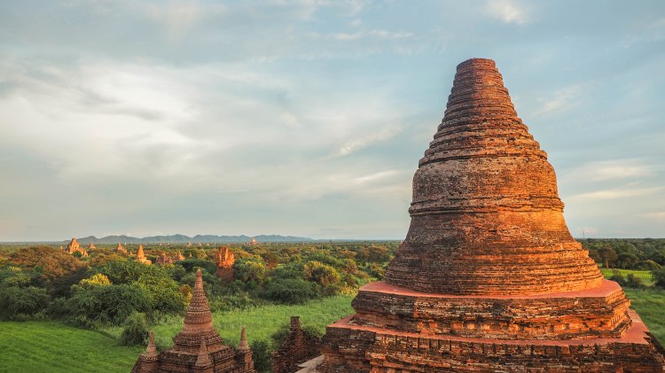 bagan-travel-blog-backpacking-budget-solo-travel-travelling-myanmar-burma