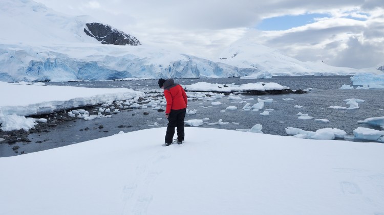 stony-point-antarctica-travel-blog-solo-oceanwide-expeditons