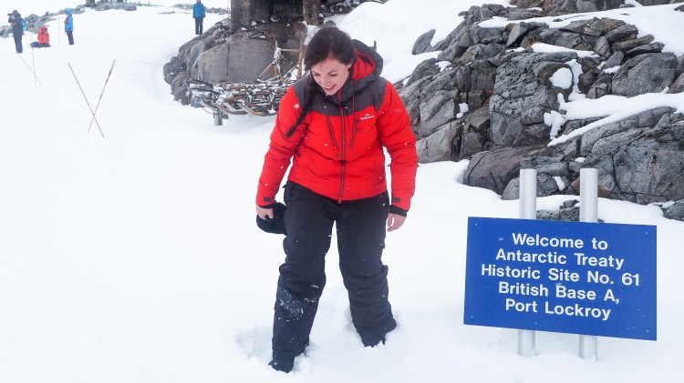 port-lockroy-antarctica-travel-blog-solo-oceanwide-expeditons