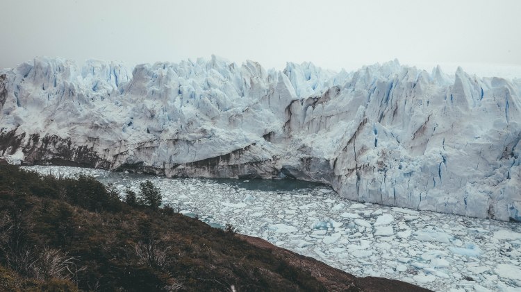 perito-moreno-glacier-argentina-patagonia-travel-blog-travelling-the-world-solo