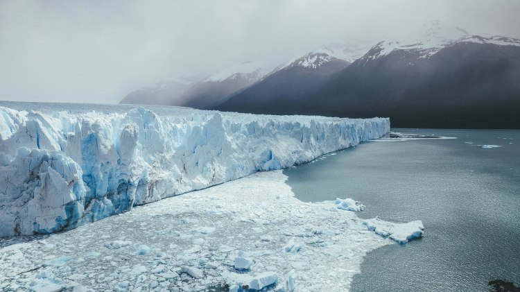 perito-moreno-glacier-argentina-patagonia-travel-blog-travelling-the-world-solo