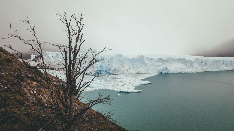 perito-moreno-glacier-argentina-patagonia-travel-blog-travelling-the-world-solo