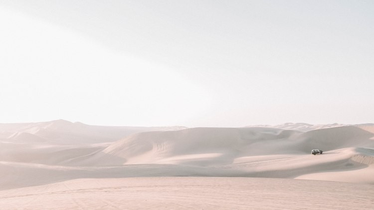 huacachina-travel-blog-peru-solo-backpacking-travelling-the-world