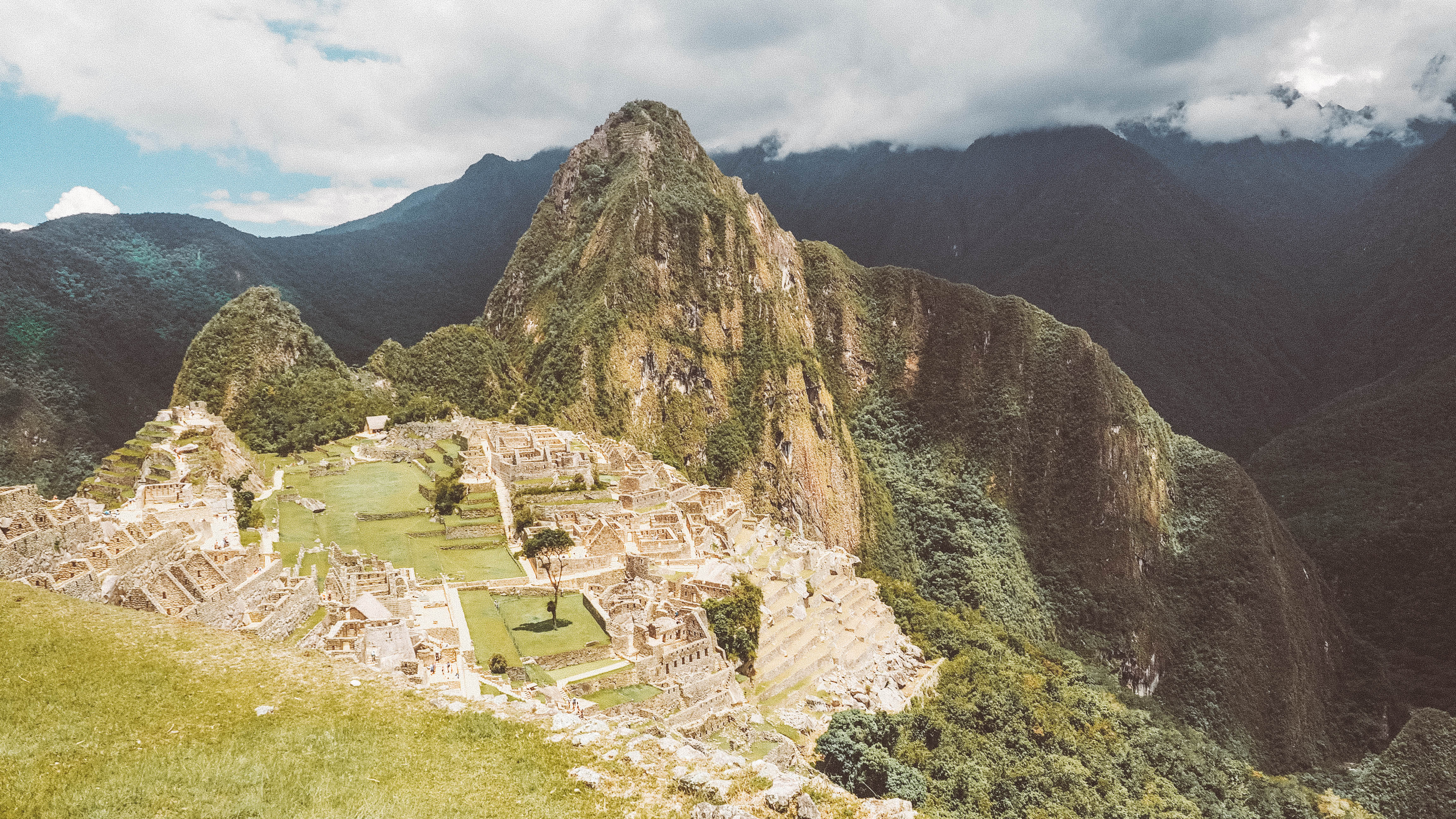 machu-picchu-travel-blog-last-minute-cusco-peru-backpacking-travelling-the-world-solo