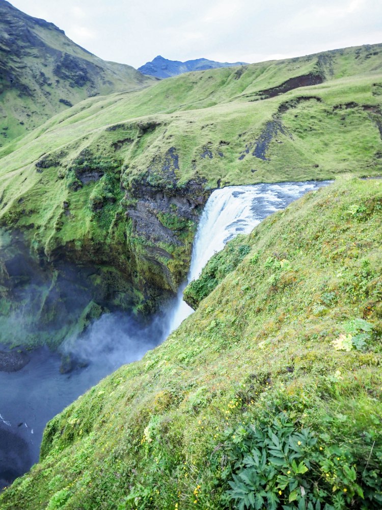 iceland-travel-blog-ring-road-self-drive-south-coast-travelling-the-world-solo-female