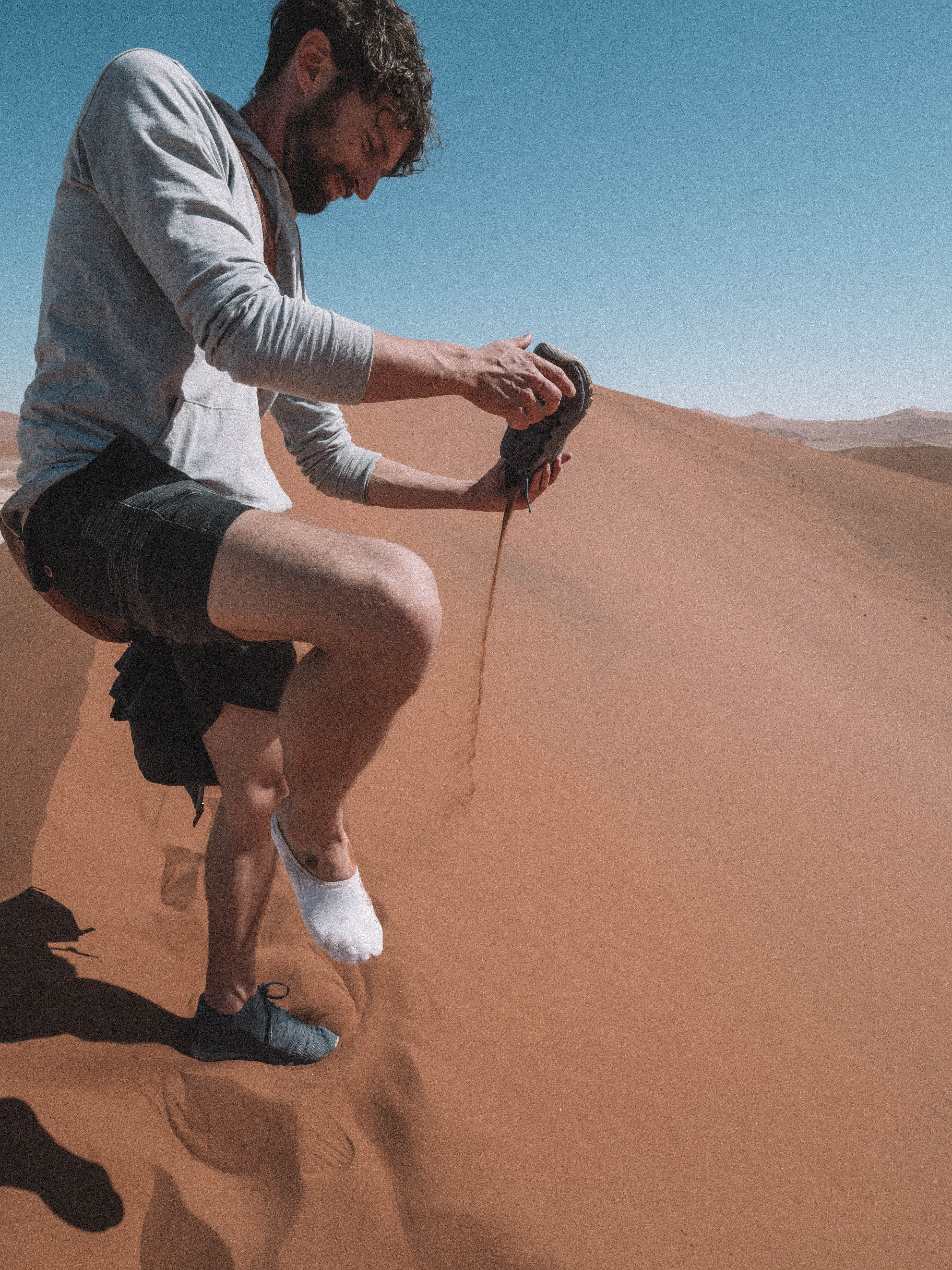 sossusvlei-travel-blog-deadvlei-namibia-road-trip-self-drive-backpacking-travelling-the-world-solo