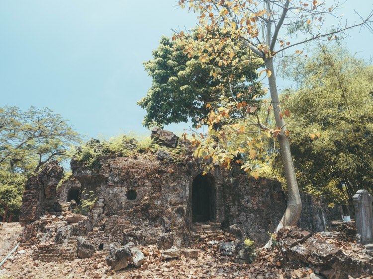 hue-vietnam-travel-blog-travelling-the-world-solo-female-travel-imperial-city