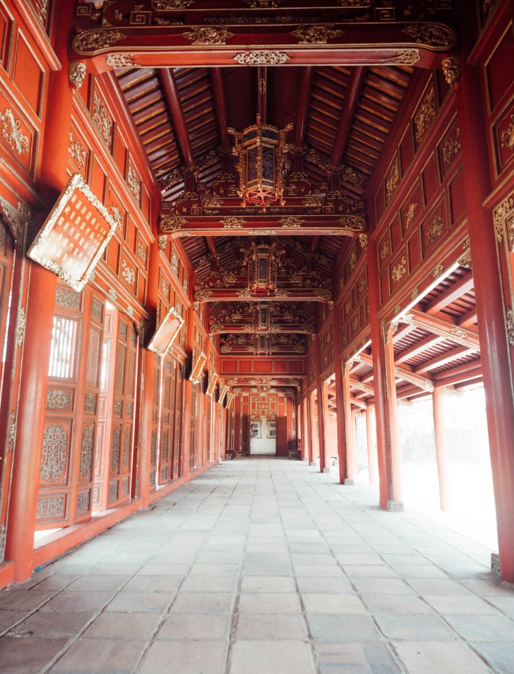 hue-vietnam-travel-blog-travelling-the-world-solo-female-travel-imperial-city