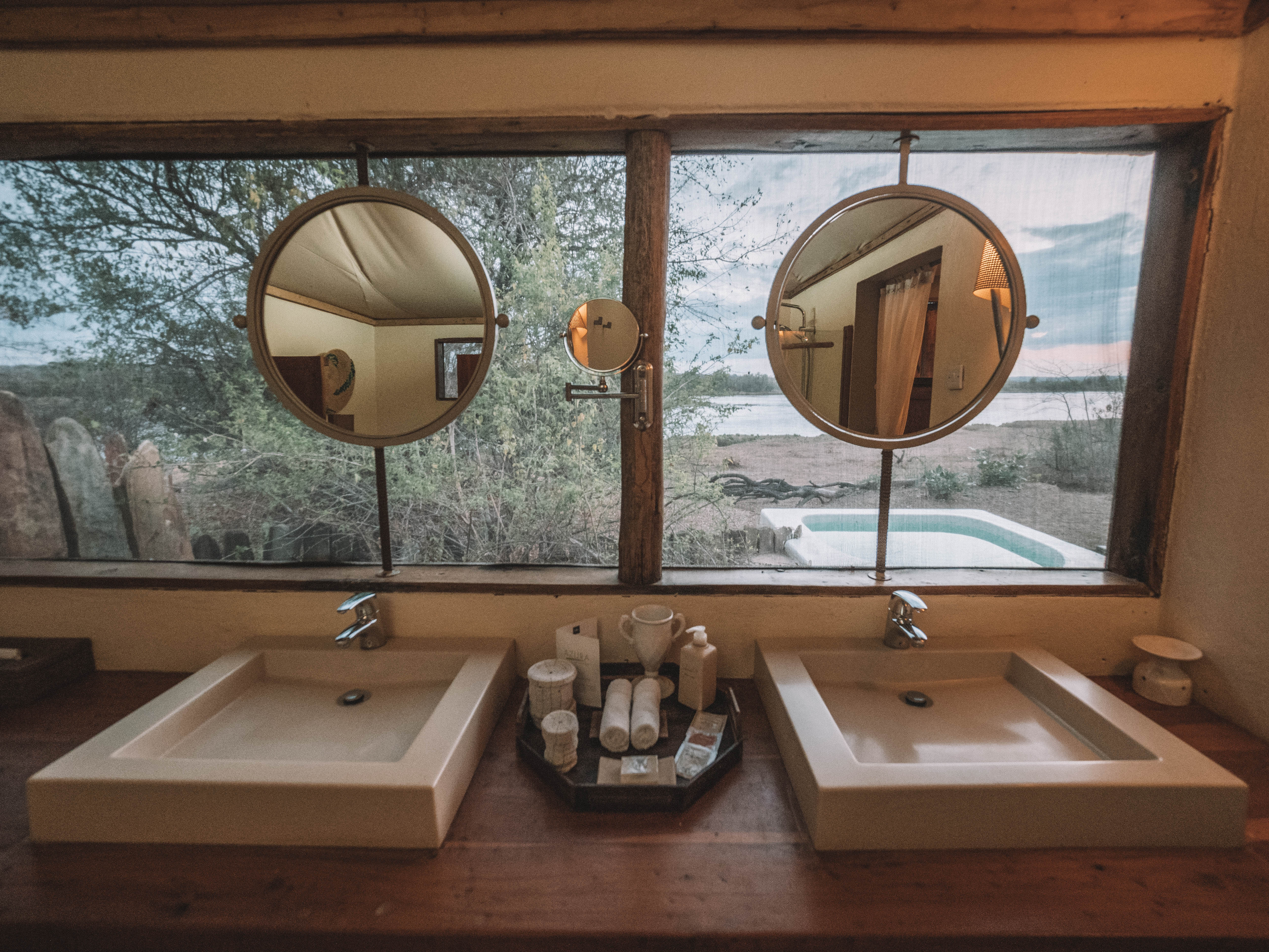 azura-selous-safari-tanzania-travel-blog-namibia-road-trip-self-drive-backpacking-travelling-the-world-solo