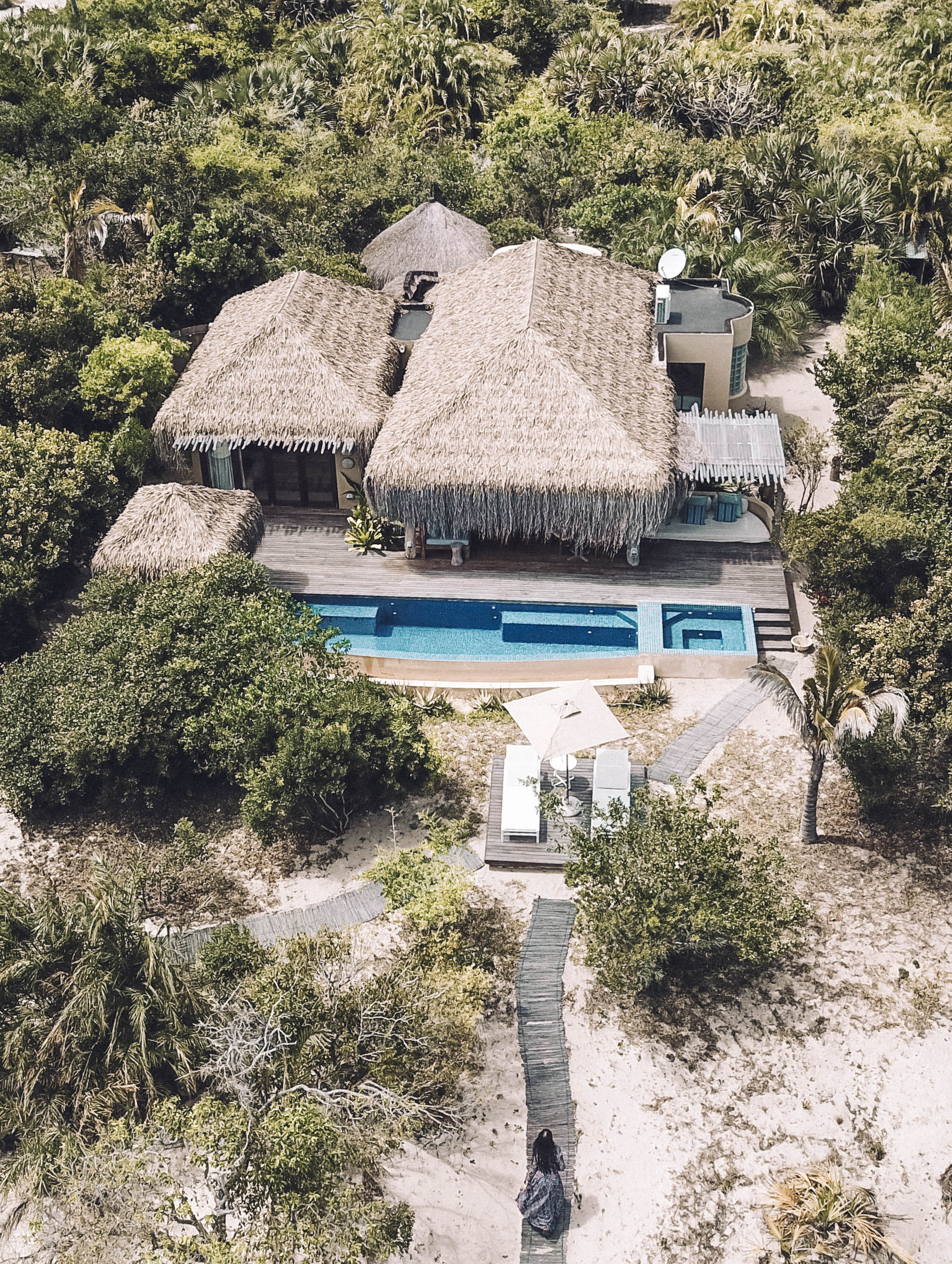 azura-benguerra-travel-blog-mozambique-island-solo-travelling-the-world