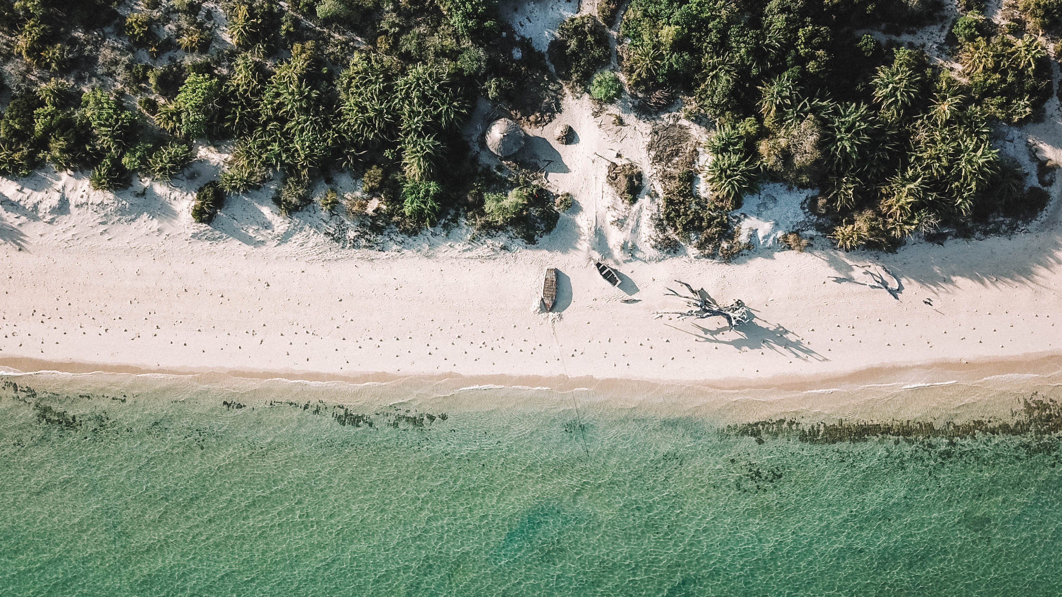 azura-benguerra-travel-blog-mozambique-island-solo-travelling-the-world