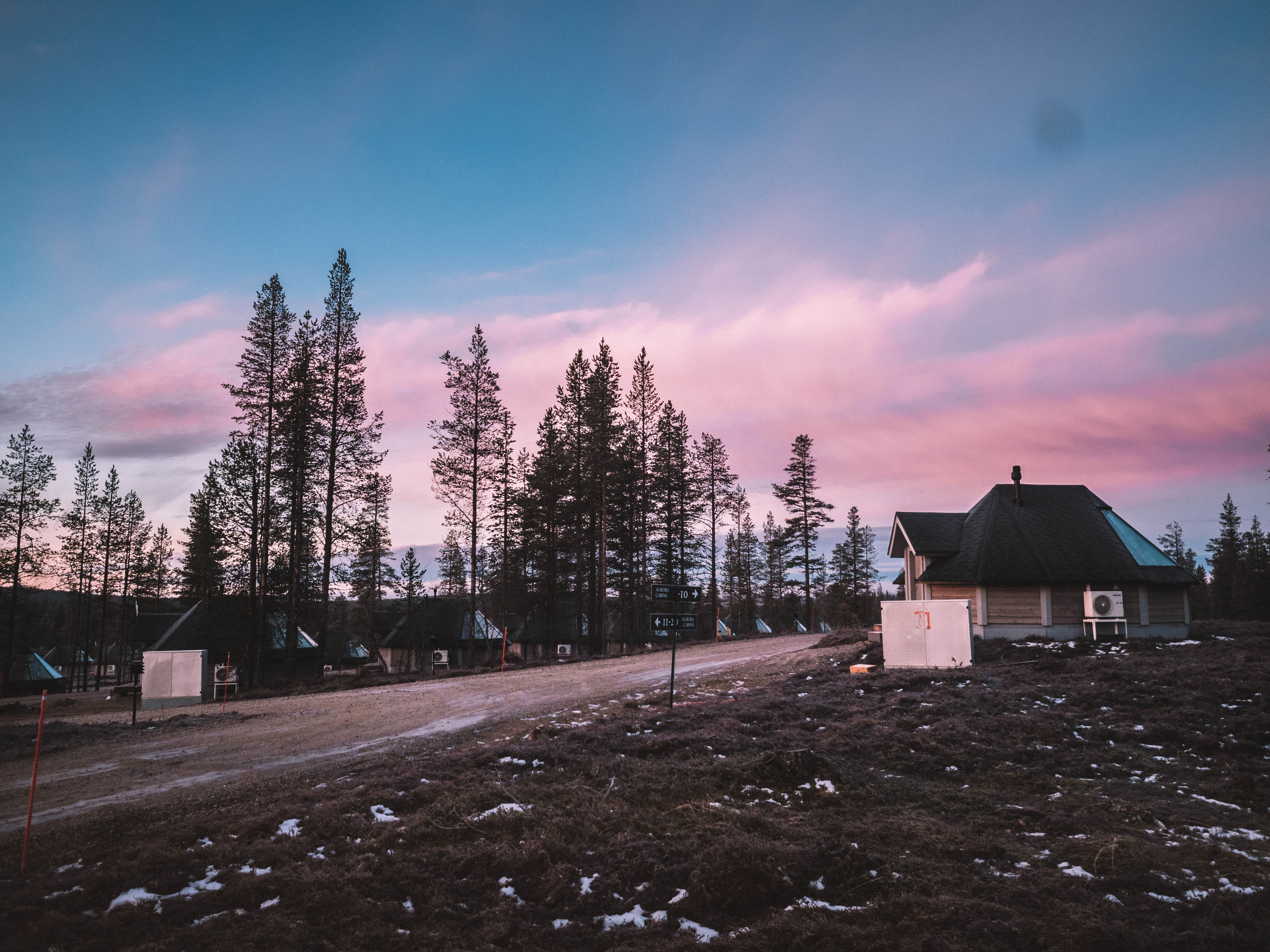 northern-lights-village-travel-blog-finland-travelliing-the-world-solo