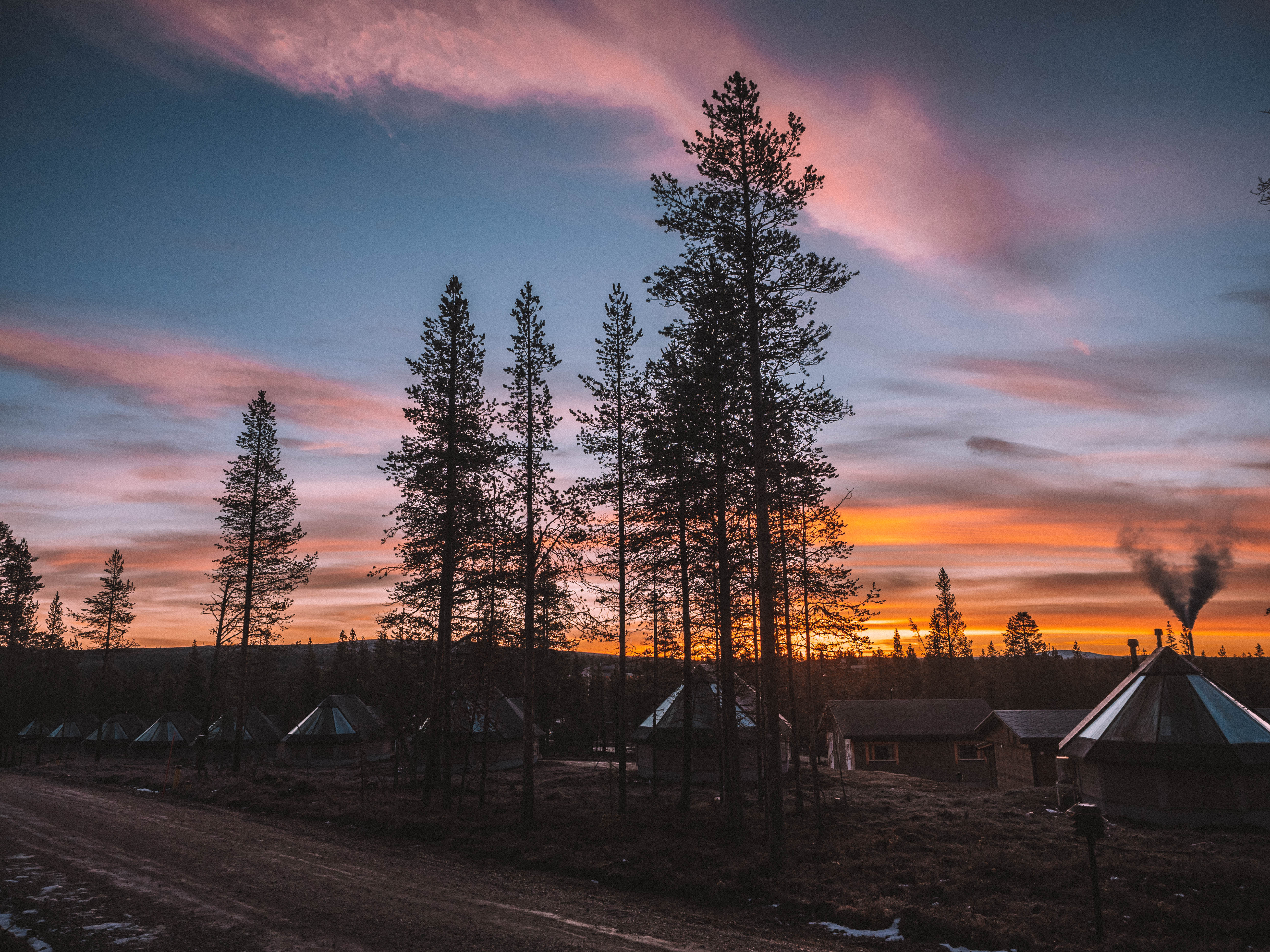 northern-lights-village-travel-blog-finland-travelliing-the-world-solo