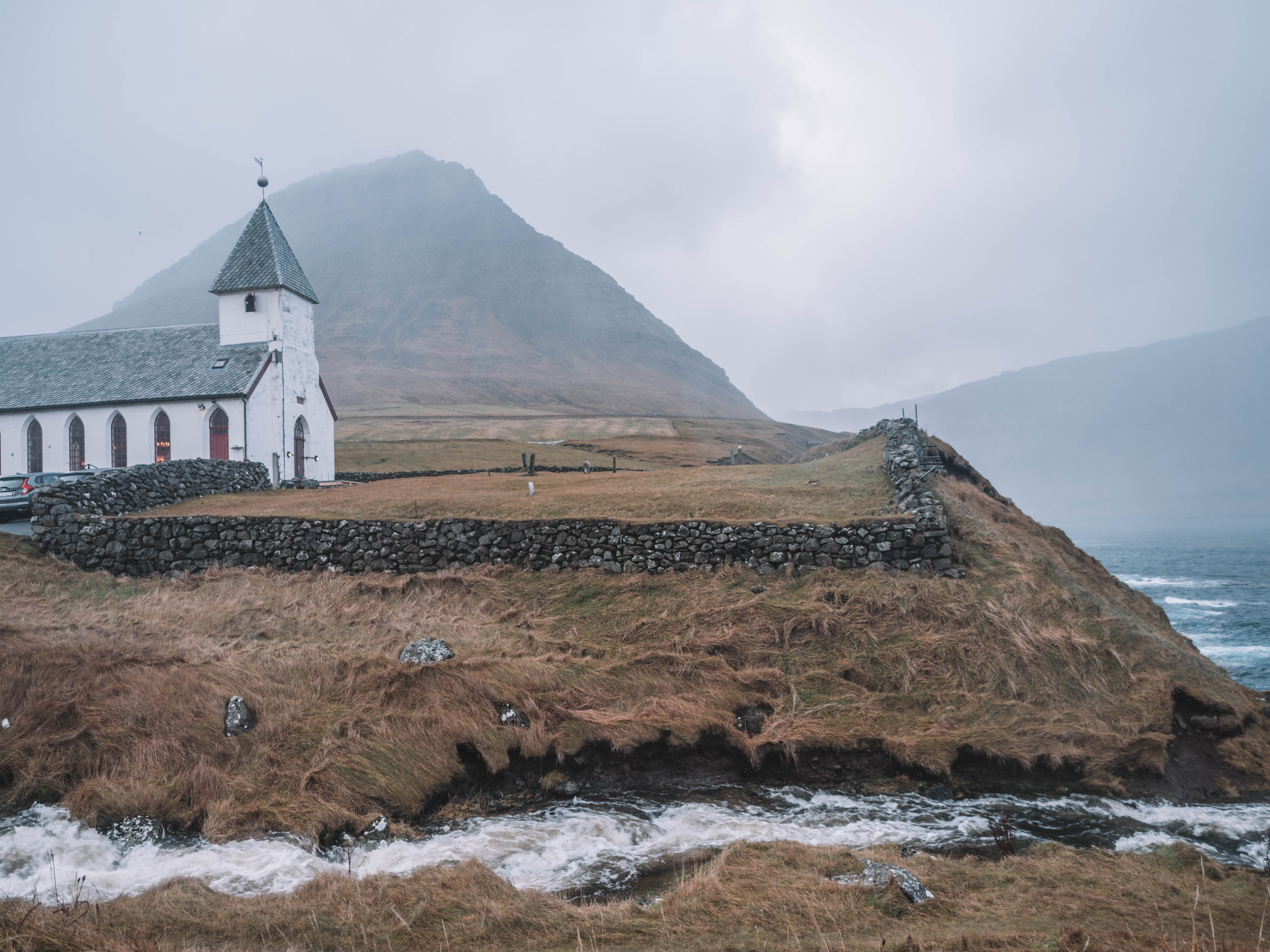 faroe-islands-travel-blog-road-trip-travelling-the-world-solo
