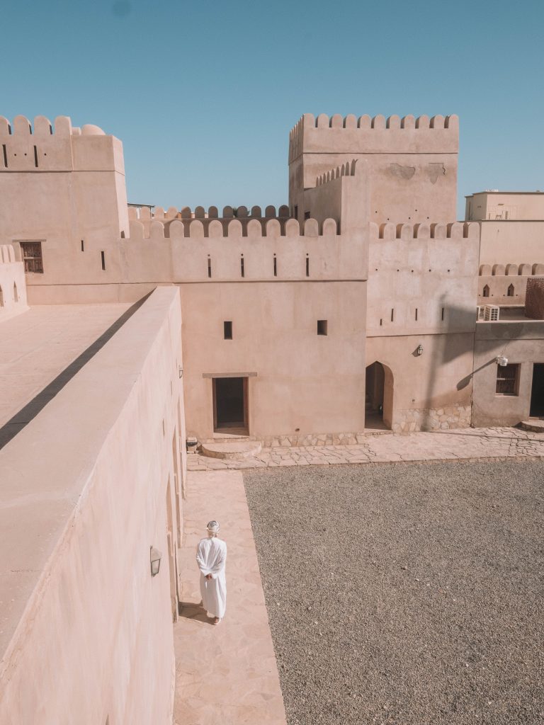 oman-muscat-road-trip-travel-blog-solo
