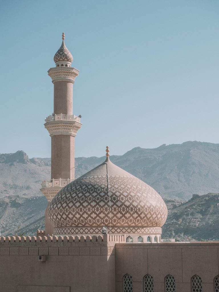oman-nizwa-road-trip-travel-blog-solo